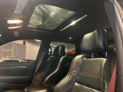 Used 2018 Jeep Grand Cherokee Trackhawk image 23