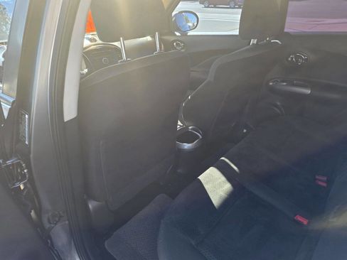 Used 2011 Nissan Juke SV image 14