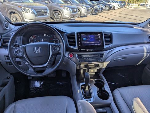 Used 2019 Honda Ridgeline RTL-T image 16