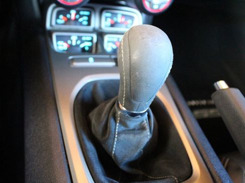 Used 2013 Chevrolet Camaro SS w/ SS Performance Package RWD image 23