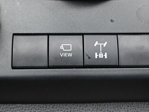Certified 2025 Toyota 4Runner TRD Off-Road Premium AWD/4WD image 27