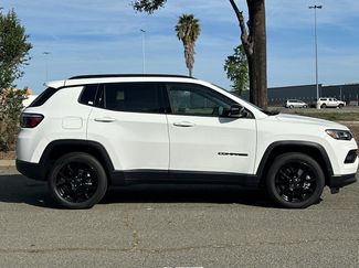 New 2026 Jeep Compass Latitude video 2
