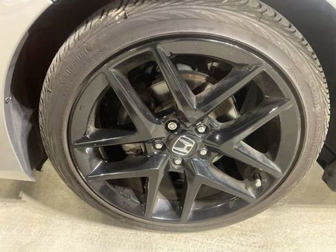 Used 2022 Honda Civic Sport image 8