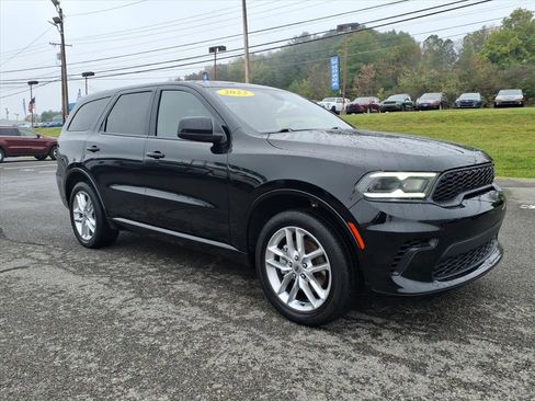 Used 2023 Dodge Durango GT image 8
