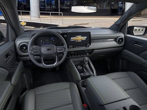 New 2026 Chevrolet Colorado ZR2 w/ Technology Package AWD/4WD image 15