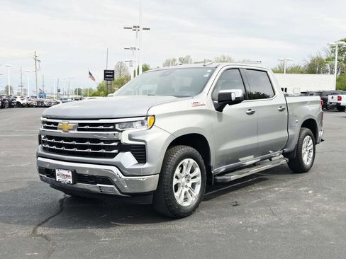 Used 2023 Chevrolet Silverado 1500 LTZ AWD/4WD image 7