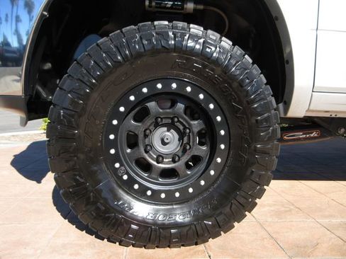 Used 2017 RAM 2500 Laramie w/ Convenience Group image 8