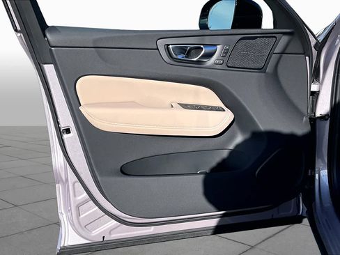 New 2026 Volvo XC60 B5 Plus w/ Protection Package Premier AWD/4WD image 11