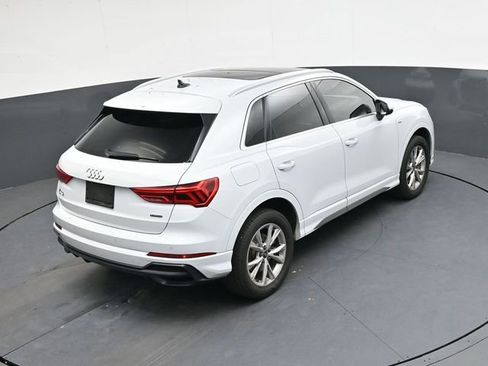 Used 2022 Audi Q3 2.0T Premium Plus w/ Premium Plus Package image 22