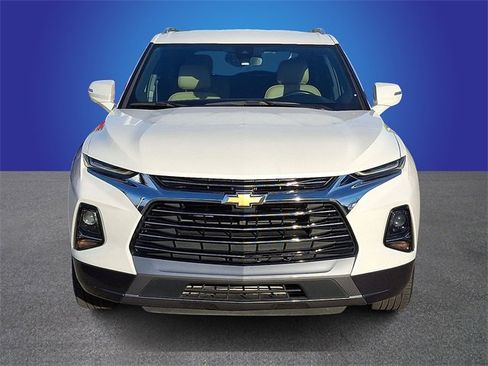 Used 2022 Chevrolet Blazer Premier image 2