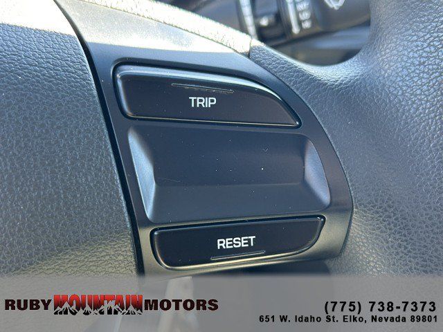 Used 2019 Hyundai Elantra SE w/ Cargo Package FWD image 13