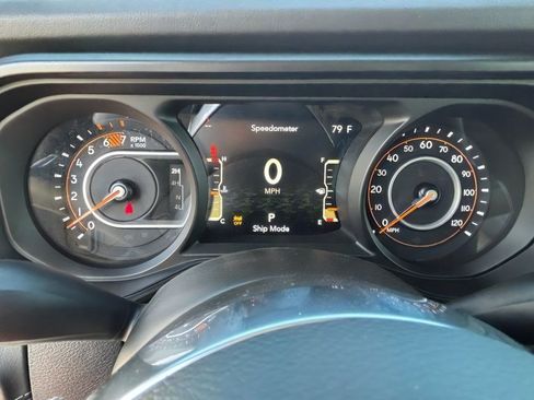New 2026 Jeep Wrangler Unlimited Sahara AWD/4WD image 13
