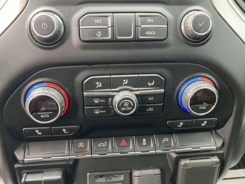 Used 2020 Chevrolet Silverado 1500 LT w/ Texas Edition image 24