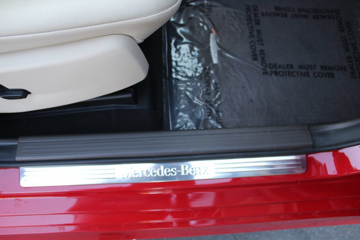 Used 2015 Mercedes-Benz GLK 350 2WD image 24
