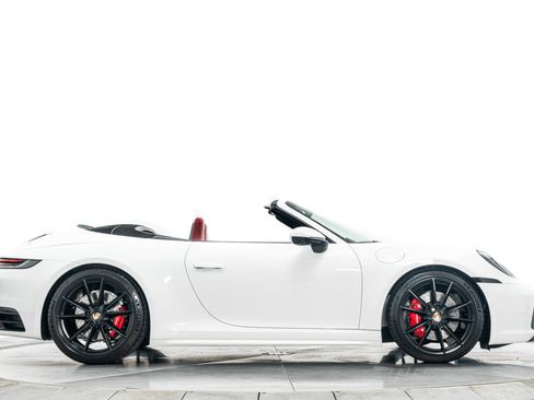 Used 2024 Porsche 911 Carrera S RWD image 46