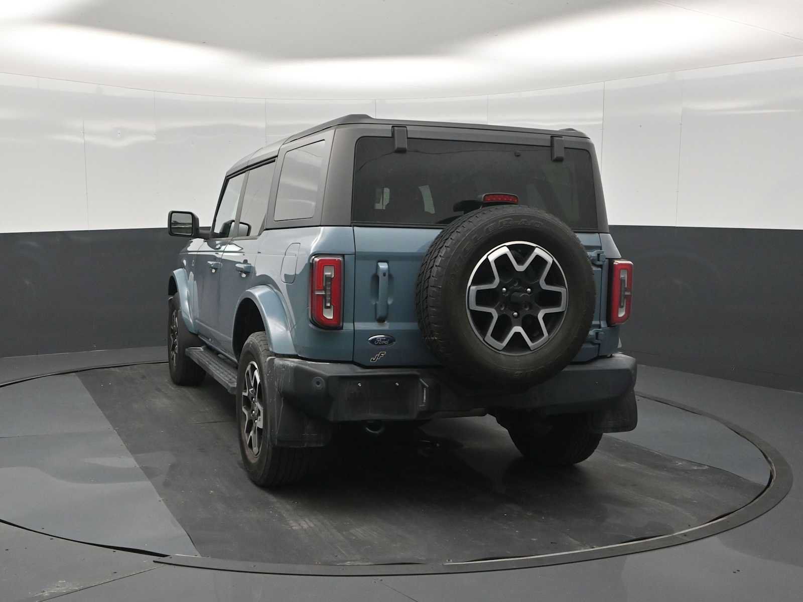 Used 2022 Ford Bronco Outer Banks AWD/4WD image 6