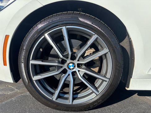 Used 2020 BMW 330i Sedan w/ Driving Assistance Package image 4