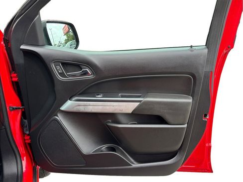 Used 2018 Chevrolet Colorado LT RWD image 35