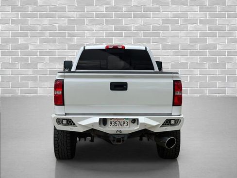 Used 2018 GMC Sierra 2500 Denali w/ Duramax Plus Package AWD/4WD image 6