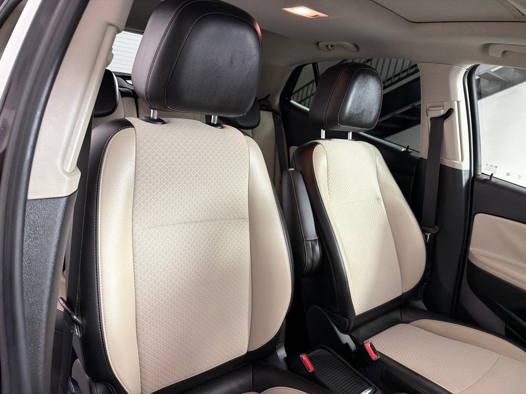 Used 2020 Buick Encore Preferred AWD/4WD image 25