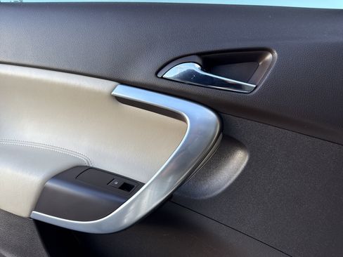 Used 2014 Buick Regal Premium image 26