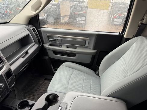 Used 2018 RAM 5500 Tradesman w/ Power & Remote Entry Group image 23