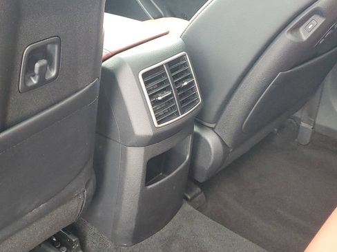 Certified 2024 Kia Sportage SX image 30