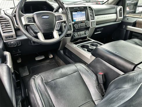 Used 2017 Ford F250 Lariat w/ Lariat Ultimate Package image 20