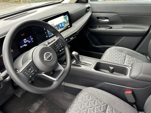 New 2026 Nissan Kicks SV image 10