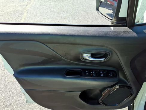 Used 2020 Jeep Renegade Altitude image 14