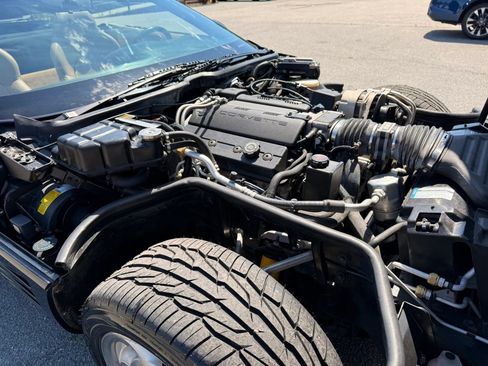 Used 1994 Chevrolet Corvette Convertible RWD image 32