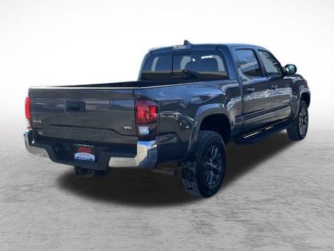 Certified 2022 Toyota Tacoma SR5 image 7