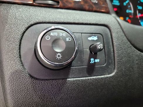 Used 2012 Chevrolet Impala LT w/ LT Sunroof Package image 33