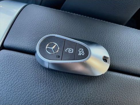 Used 2026 Mercedes-Benz C 300 4MATIC Sedan image 35