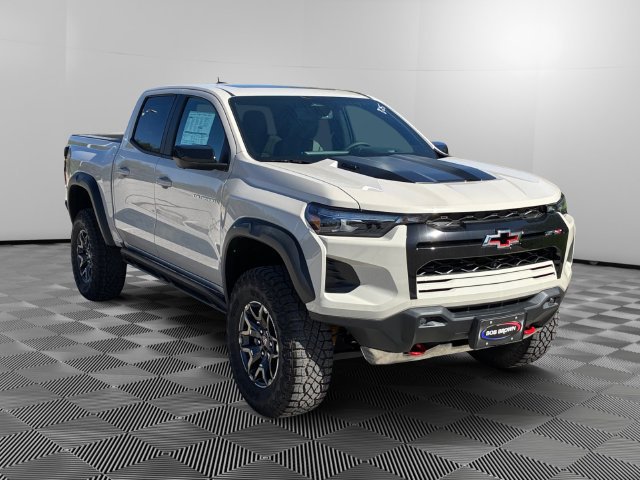New 2026 Chevrolet Colorado ZR2 w/ Technology Package AWD/4WD image 7