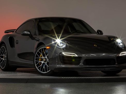 Used 2015 Porsche 911 Turbo S AWD/4WD image 24