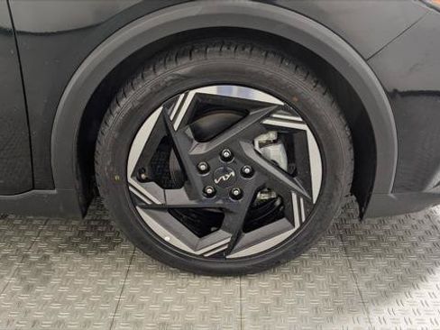 Used 2025 Kia K4 EX FWD image 35