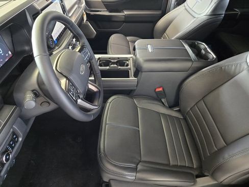New 2026 Ford F350 Platinum w/ FX4 Off-Road Package AWD/4WD image 9