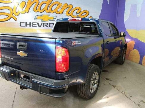 Used 2019 Chevrolet Colorado Z71 AWD/4WD image 8