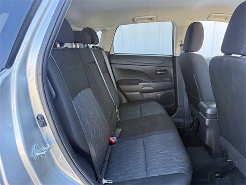 Used 2024 Mitsubishi Outlander Sport ES image 29