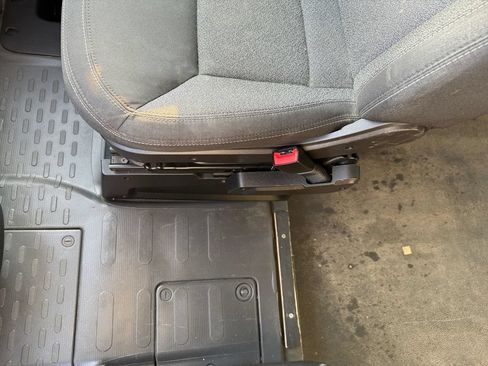 Used 2015 RAM ProMaster 2500 w/ Premium Appearance Group FWD image 30