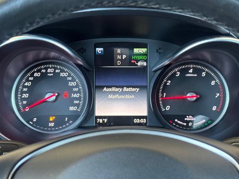 Used 2018 Mercedes-Benz GLC 350e 4MATIC image 40