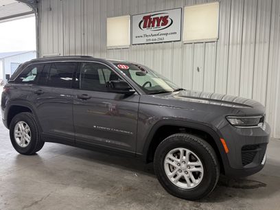 Used 2023 Jeep Grand Cherokee Laredo w/ Luxury Tech Group I
