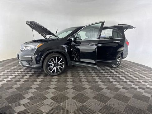 Used 2019 Honda Pilot Touring image 13