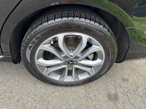 Used 2018 Mercedes-Benz C 300 4MATIC Sedan image 13