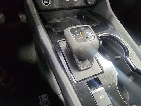 Used 2023 Nissan Rogue SV image 21