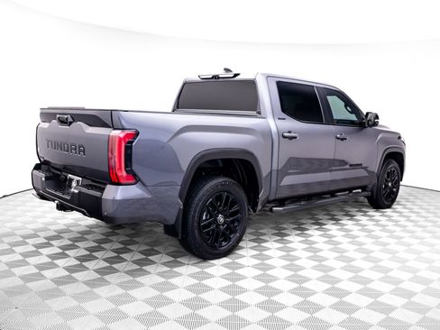 Used 2025 Toyota Tundra Limited AWD/4WD image 5