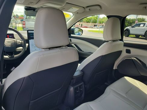 Certified 2025 Ford Mustang Mach-E Premium RWD image 10