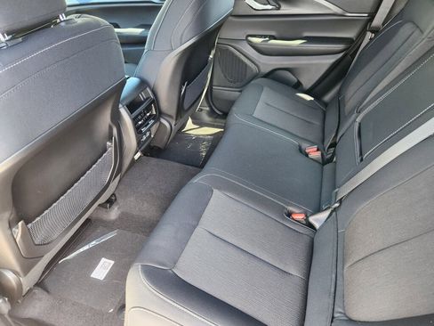 New 2026 Jeep Grand Cherokee Laredo X AWD/4WD image 9