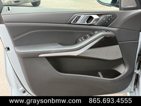 Used 2026 BMW X7 M60i AWD/4WD image 15